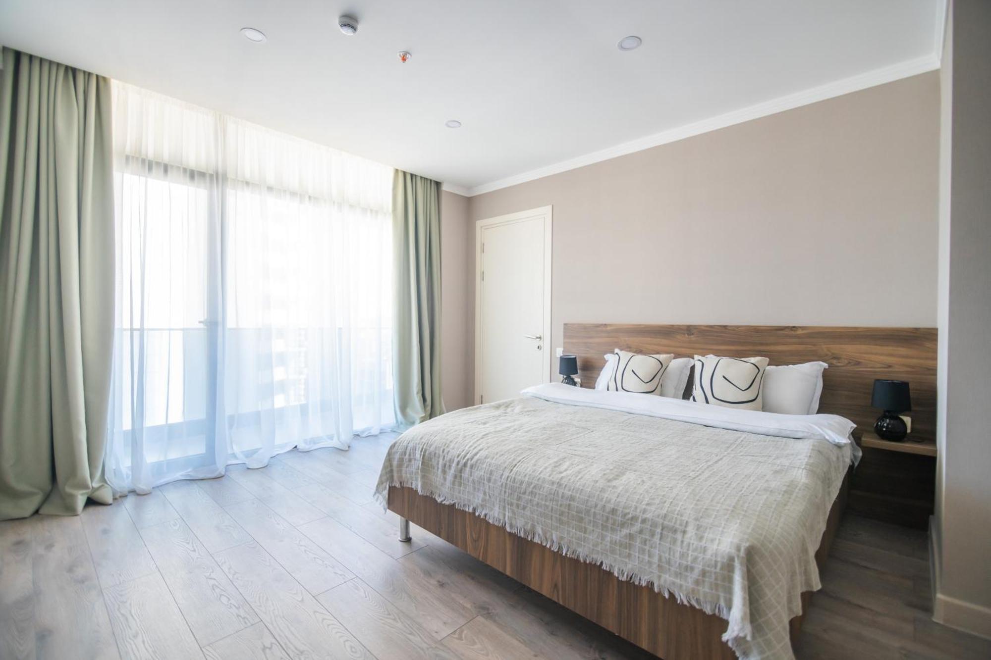 Green Side Apart Hotel باتومي المظهر الخارجي الصورة