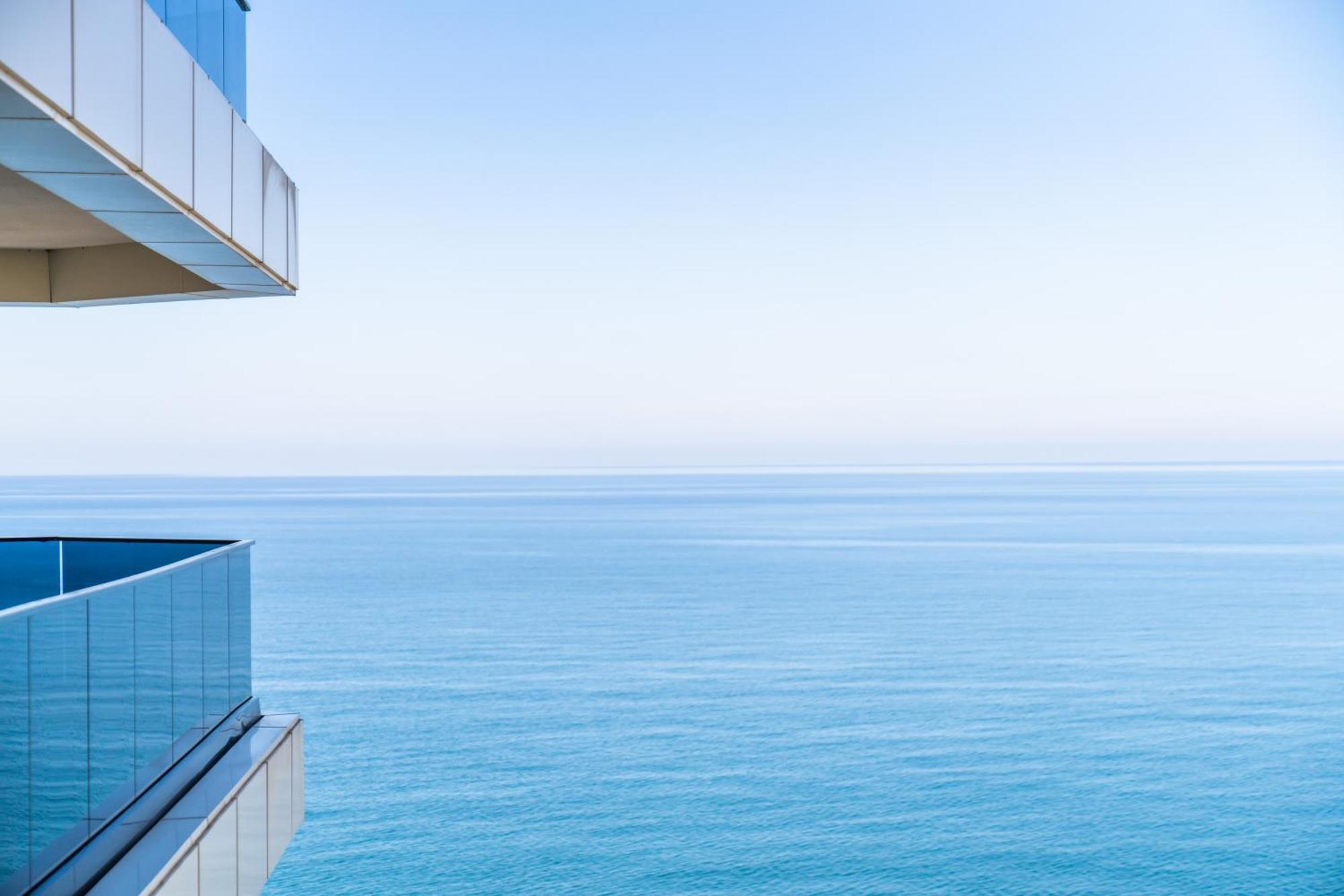 Green Side Apart Hotel باتومي المظهر الخارجي الصورة
