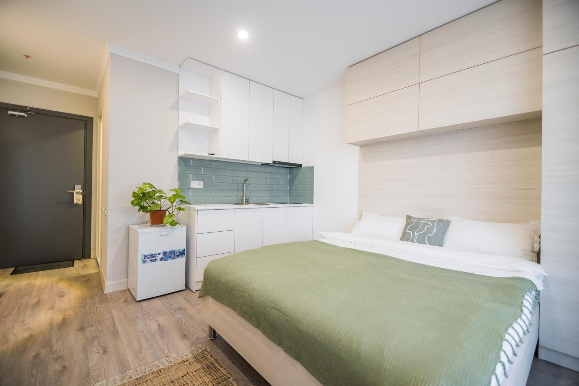 Green Side Apart Hotel باتومي المظهر الخارجي الصورة
