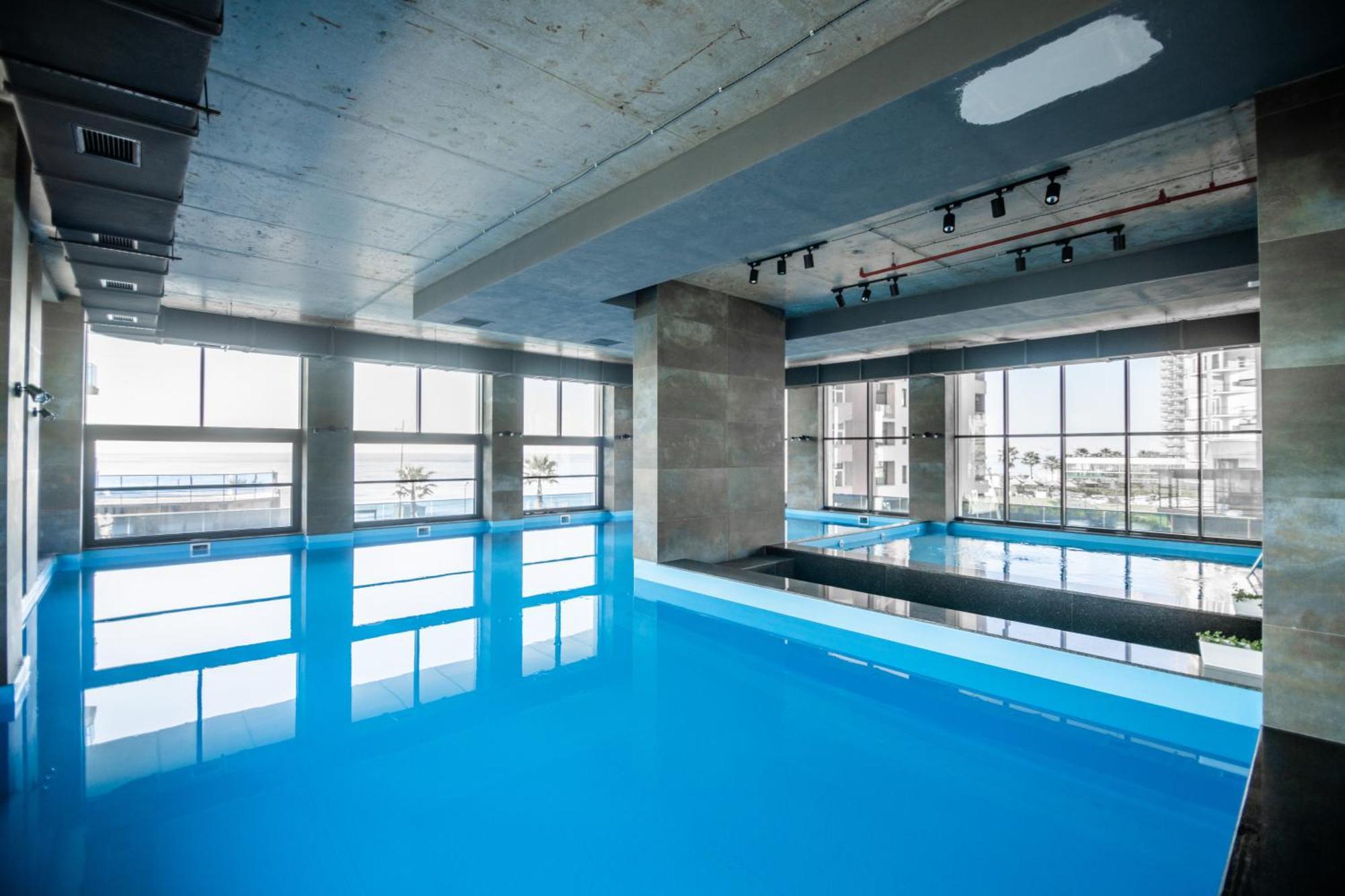 Green Side Apart Hotel باتومي المظهر الخارجي الصورة