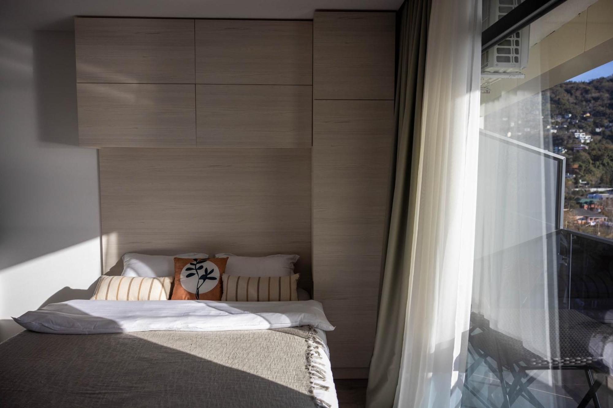 Green Side Apart Hotel باتومي المظهر الخارجي الصورة