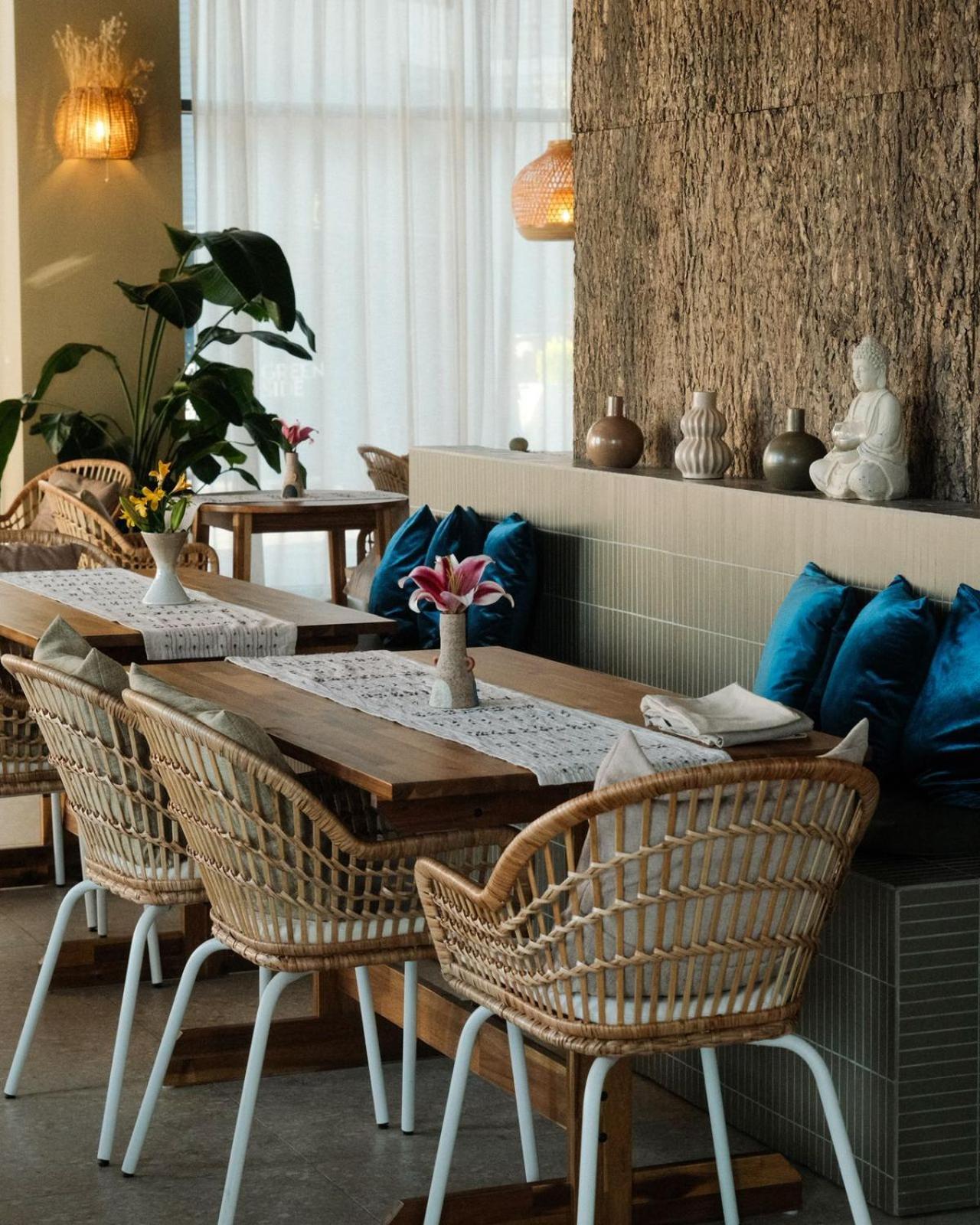 Green Side Apart Hotel باتومي المظهر الخارجي الصورة