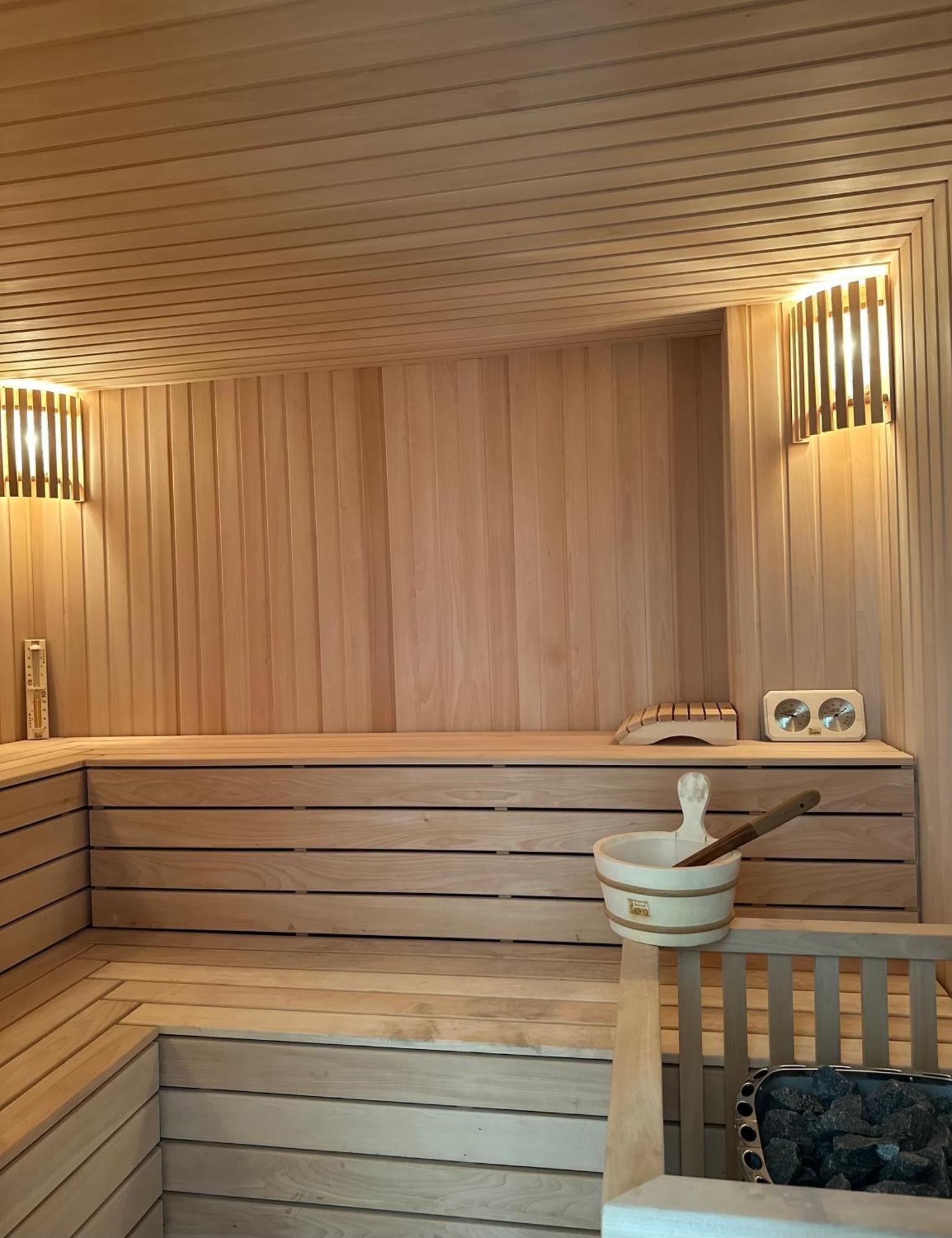 Green Side Apart Hotel باتومي المظهر الخارجي الصورة