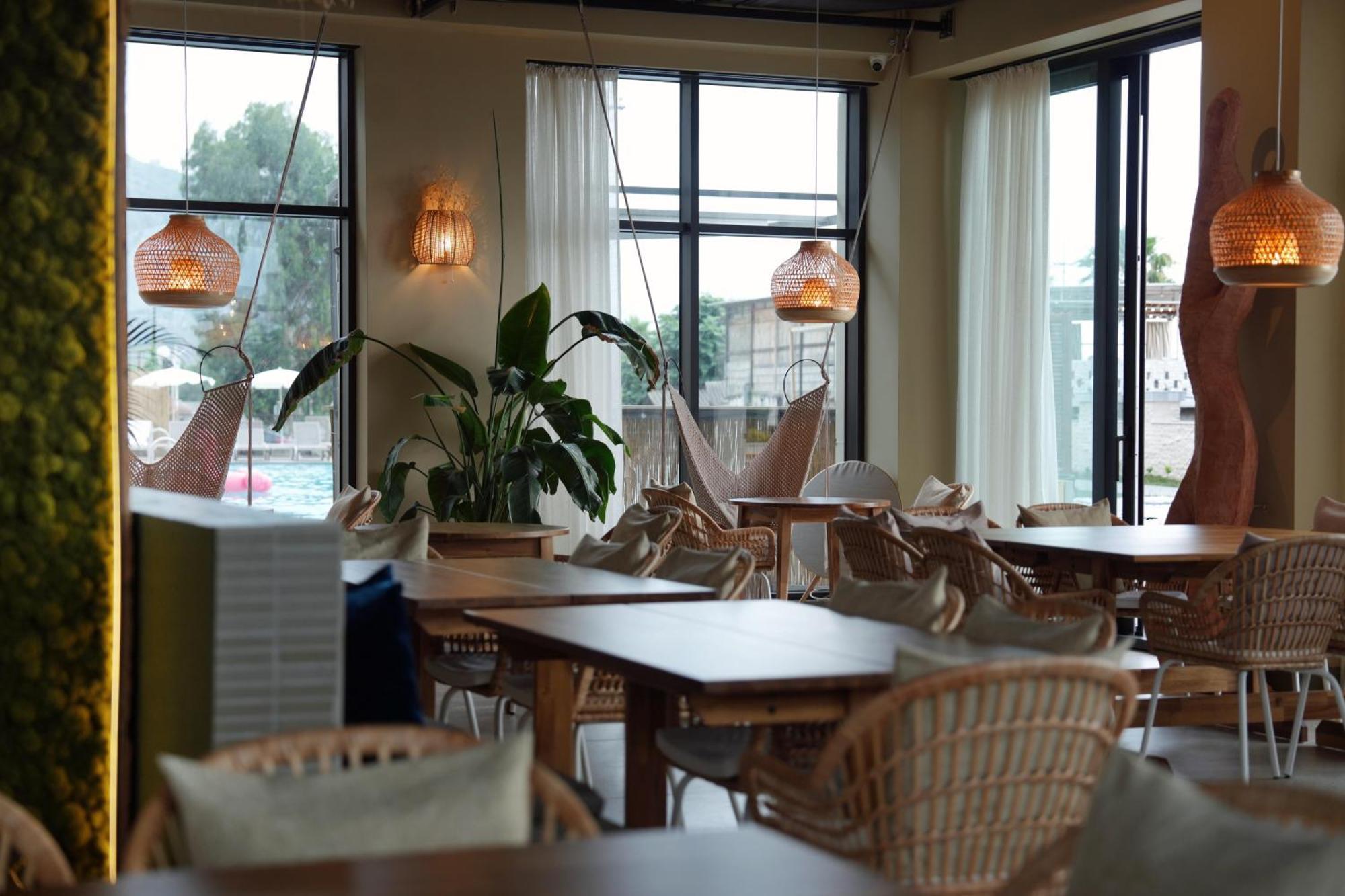 Green Side Apart Hotel باتومي المظهر الخارجي الصورة