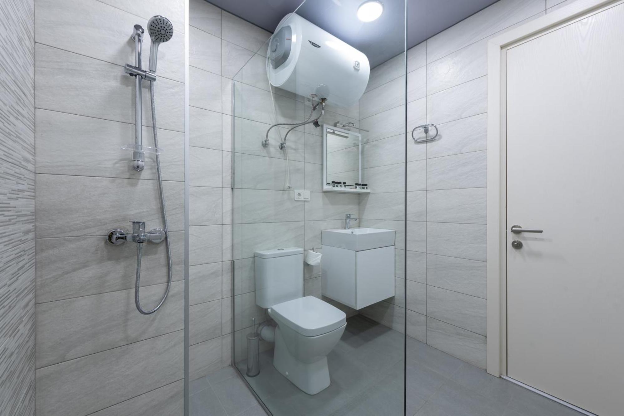 Green Side Apart Hotel باتومي المظهر الخارجي الصورة