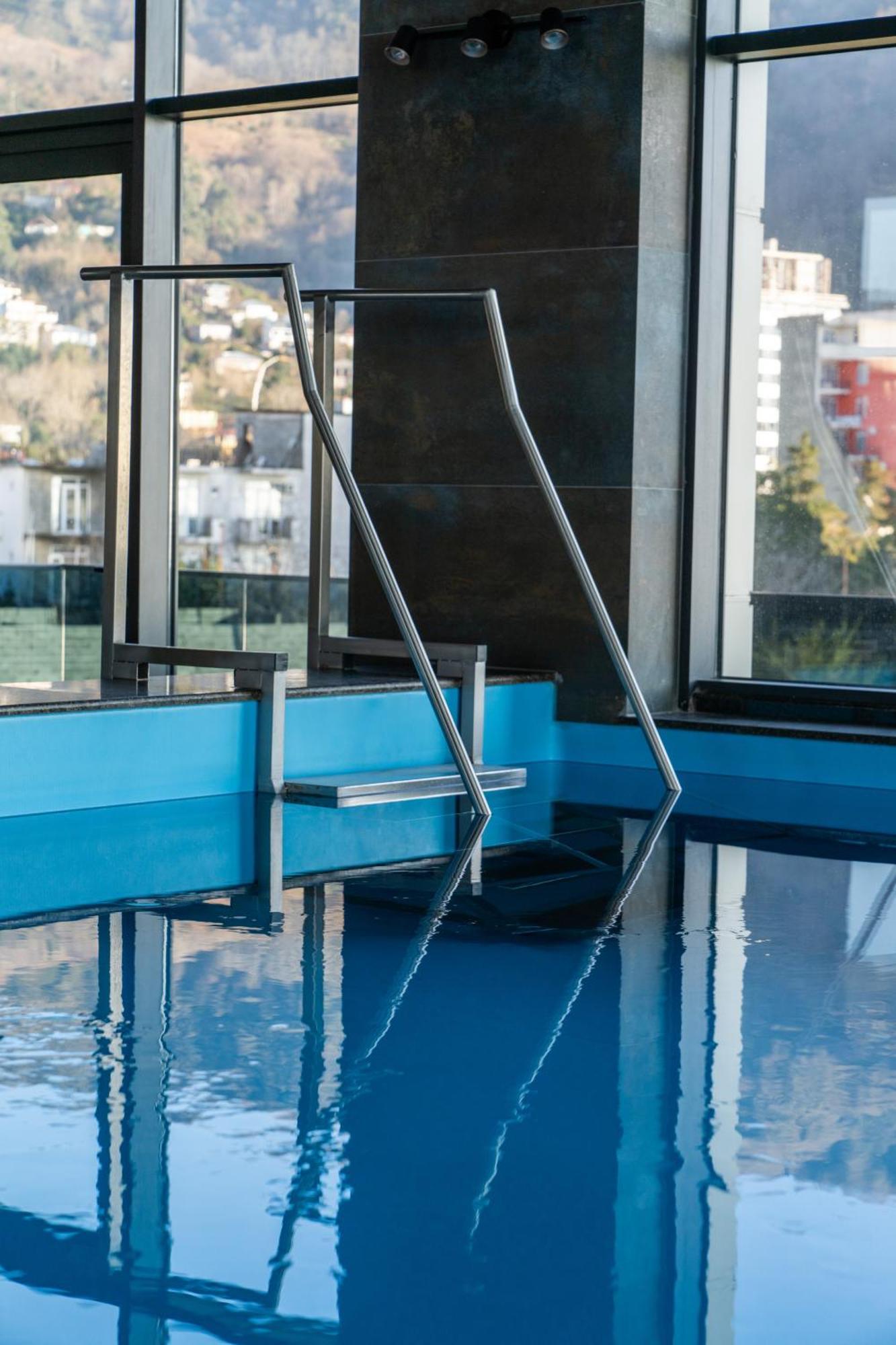 Green Side Apart Hotel باتومي المظهر الخارجي الصورة